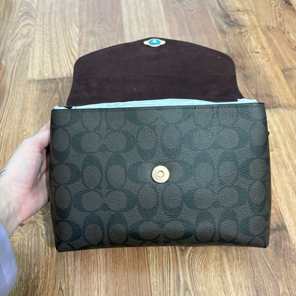 NEW Coach Signature Tammie Logo Flap Gold Chain Strap Crossbody Shoulder Bag - Picture 3 of 10